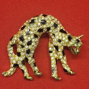 Vintage Enamel Rhinestone Gold Tone Leopard Brooch Pin